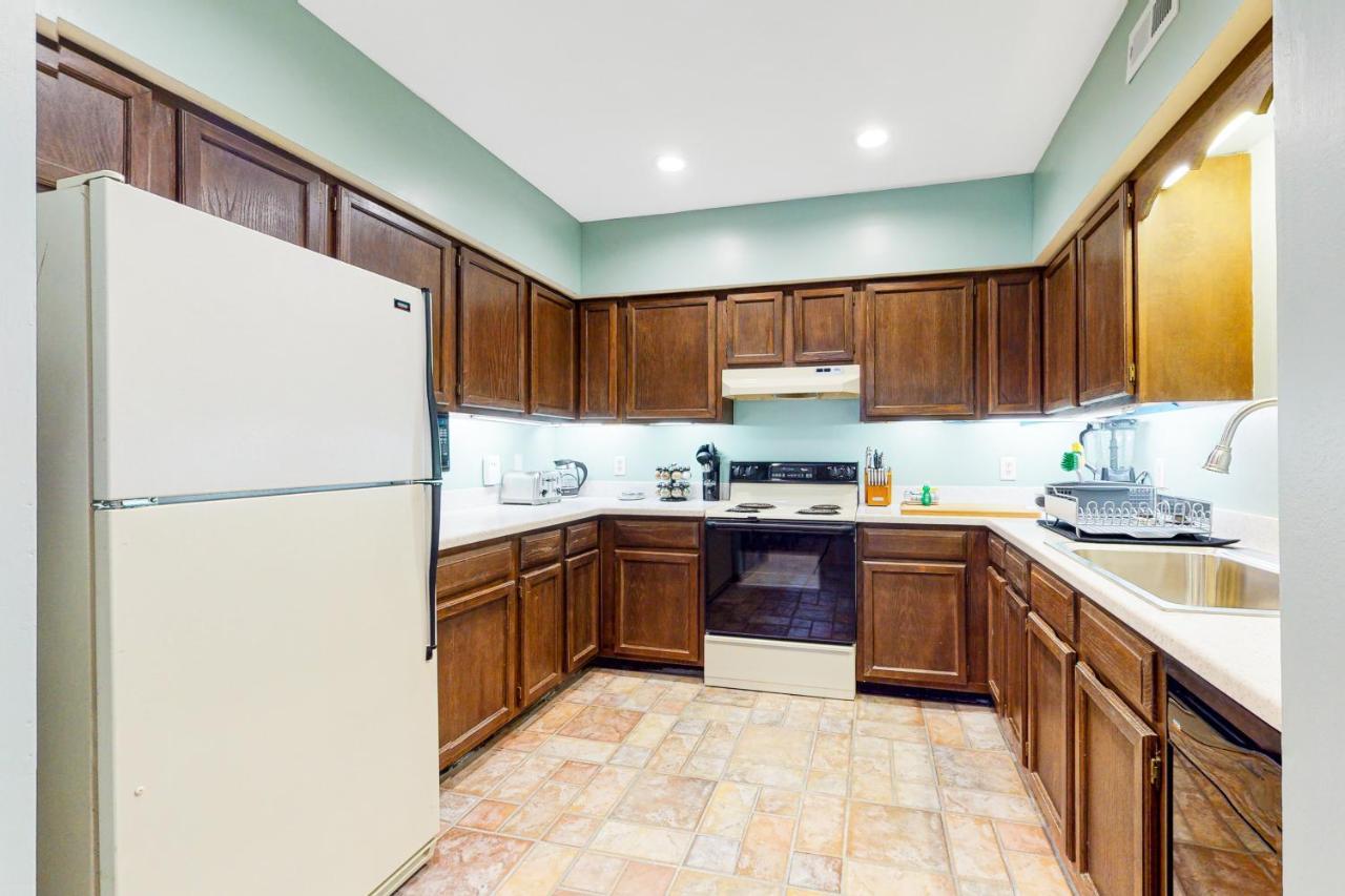 Smoky Mountain Castle Caretaker'S Apartment Sevierville Exterior foto